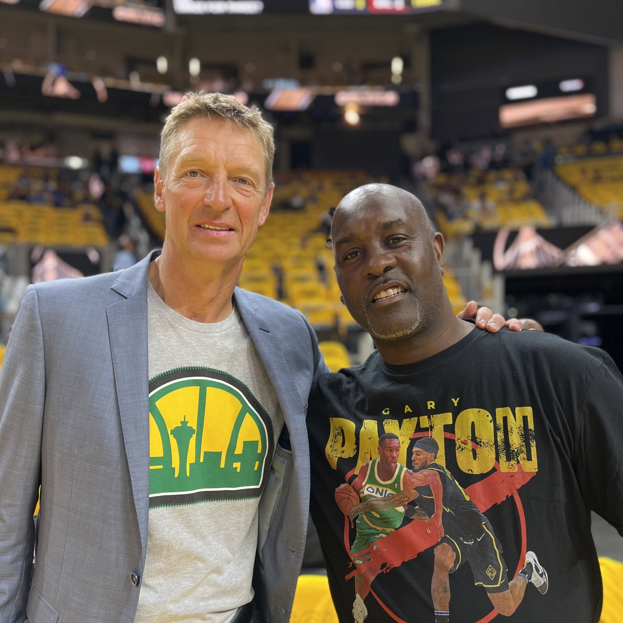 锁了角色专 锁了角色专